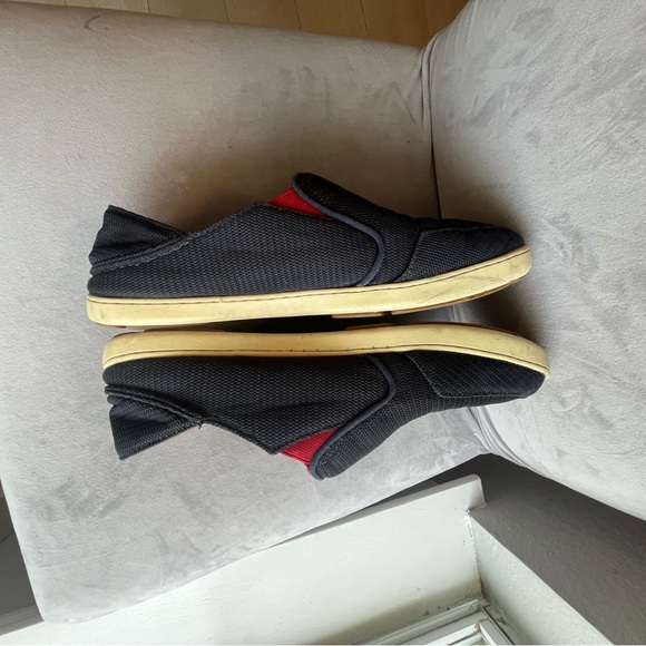 Olukai Nohea Mesh Men's Size 11 Carbon Blue Deep Red Slip On Shoes - Picture 4 of 7